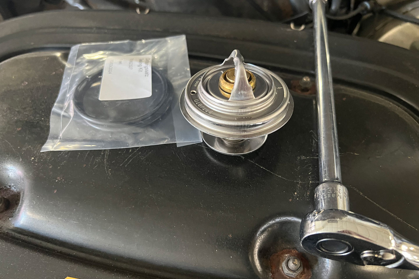 Mercedes W201 Overheating? How to Replace your 190E Thermostat